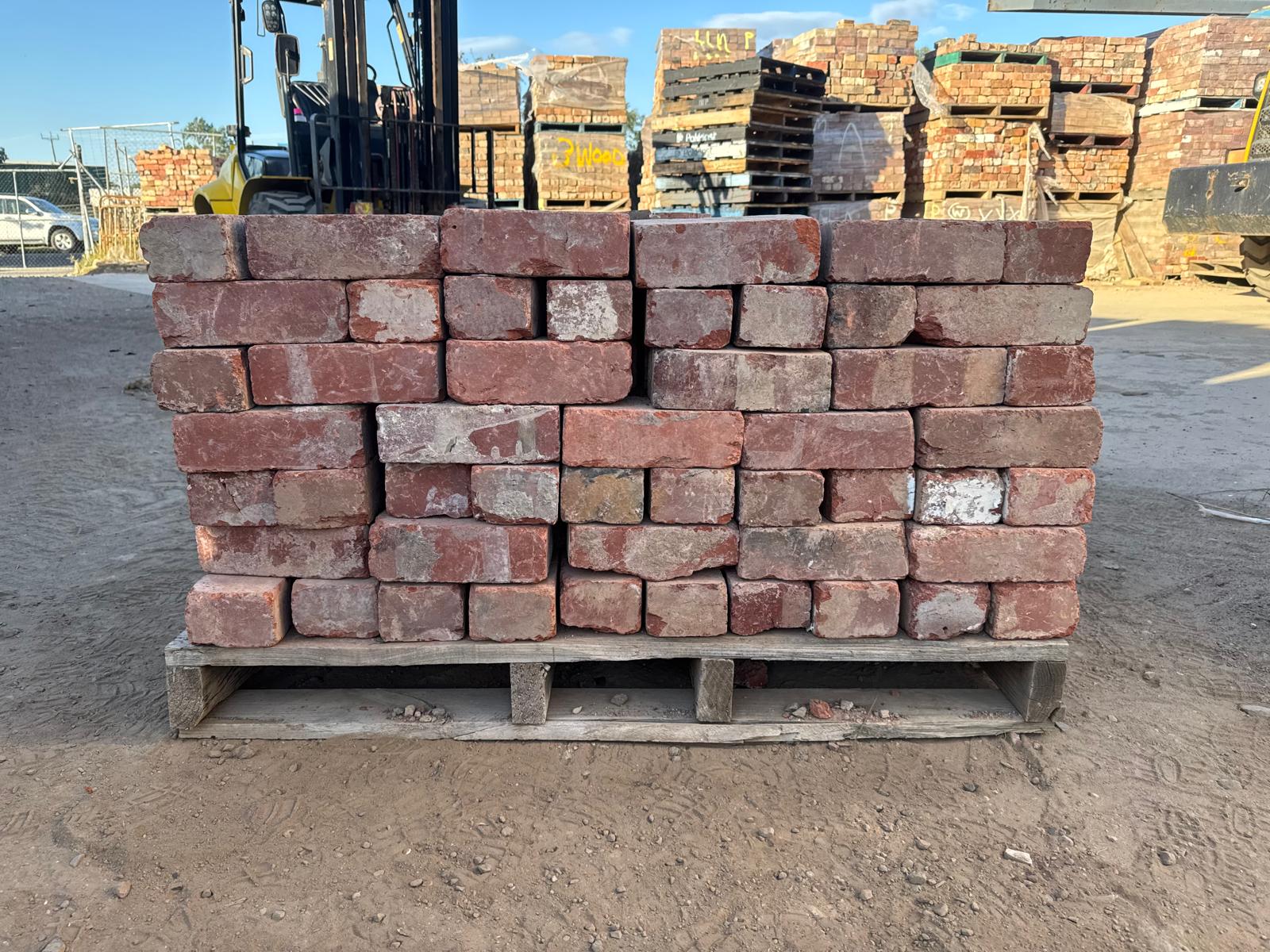A-Grade Recycled Red Bricks 4