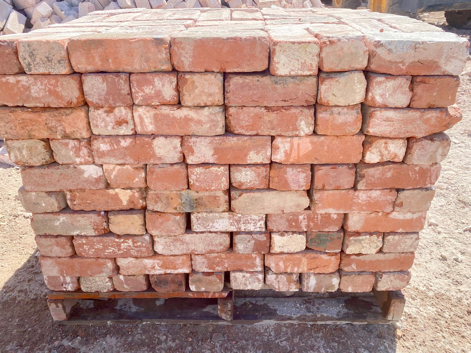 A-Grade Recycled Red Bricks 6